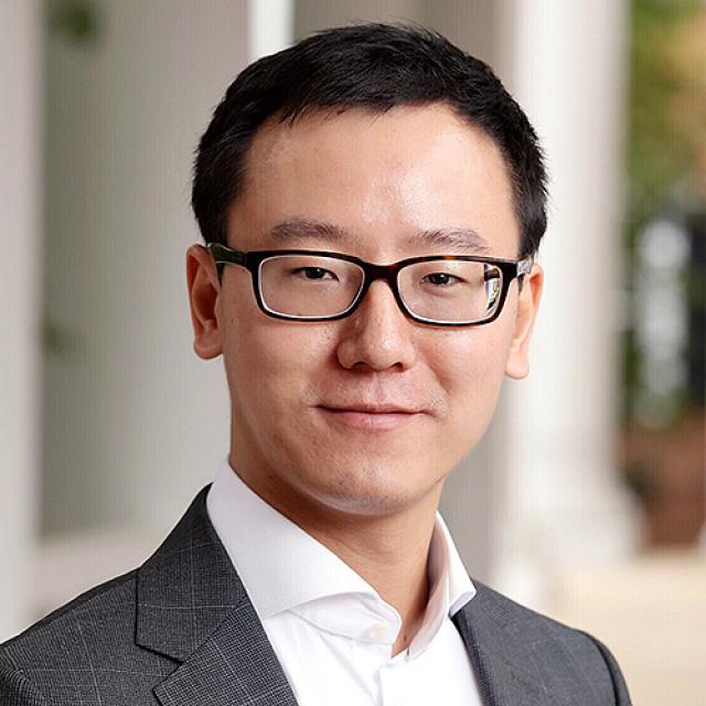 Ting Xu faculty headshot