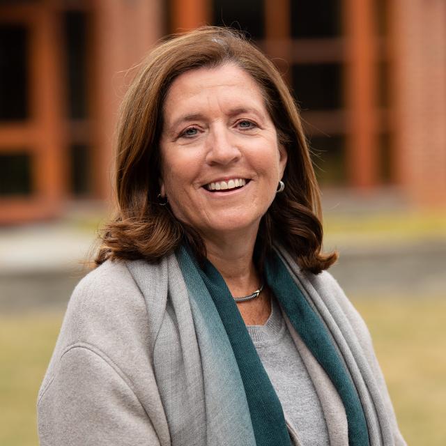 Vivian Riefberg